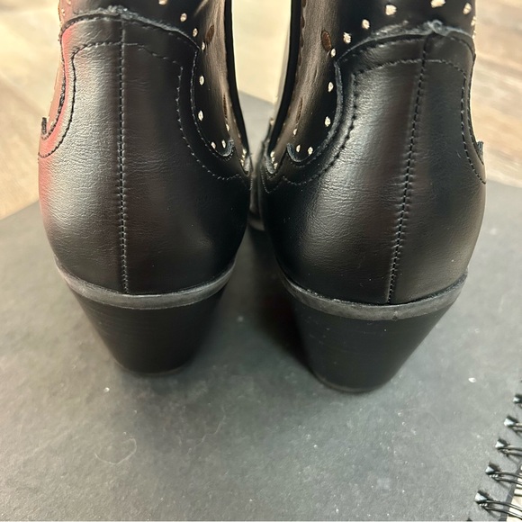 COWGIRL! 🤠 Crown Vintage Black Ilianna Floral Embroidered Western Boot - Size 10 - Picture 4 of 7